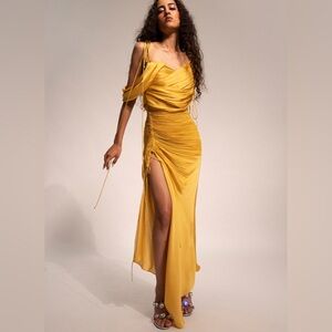 Aroka Yellow One-Shoulder Dress